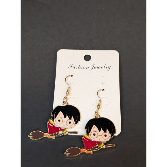 Harry Potter Magic Wizard Earrings Lightweight Flying Broom Magic Wand Dangle - Picture 1 of 3